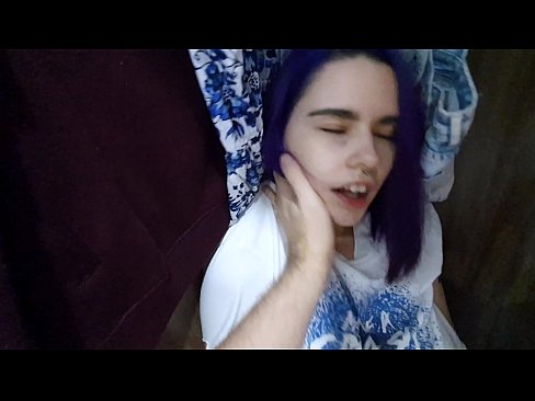 ❤️ Znalazłem moją siostrę w szafie i pomogłem jej dojść ❌ Super porn at us ️❤